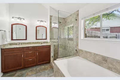 12607 Schreiner Court, Austin, TX 78732 - Photo 10