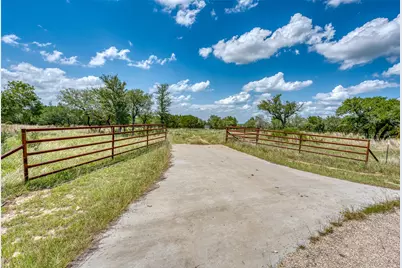 188 Bono Boulevard, Briggs, TX 78608 - Photo 14