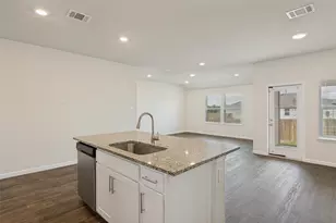 104 Pronghorn Cir, San Marcos, TX 78666 - Photo 4