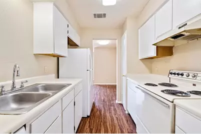 301 Craddock Avenue #C, San Marcos, TX 78666 - Photo 2