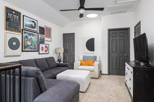 532 Lookout Tree Ln, Round Rock, TX 78664 - Photo 4