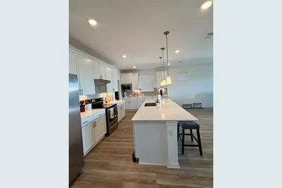 193 Slenderleaf Drive, Marble Falls, TX 78654 - Photo 4