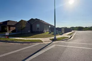 193 Slenderleaf Dr, Marble Falls, TX 78654 - Photo 32