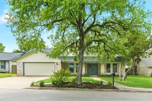 1306 Oakridge Dr, Round Rock, TX 78681 - Photo 32