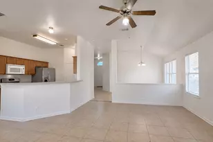 104 Evergreen Cir, Georgetown, TX 78626 - Photo 6