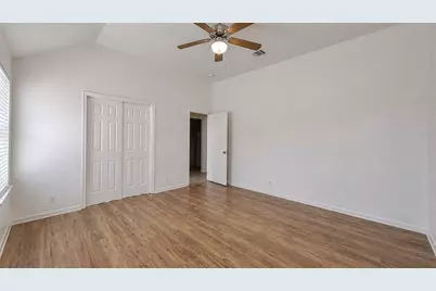 104 Evergreen Circle, Georgetown, TX 78626 - Photo 10