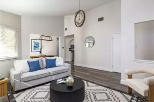 1811 Rainy Meadows Dr, Austin, TX 78758 - Photo 10