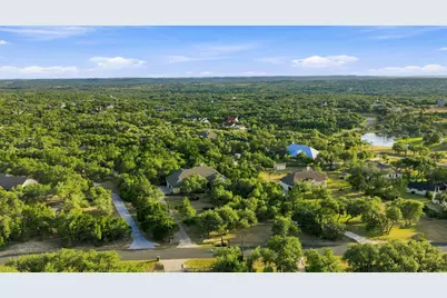 607 Saddlehorn Drive, Dripping Springs, TX 78620 - Photo 38