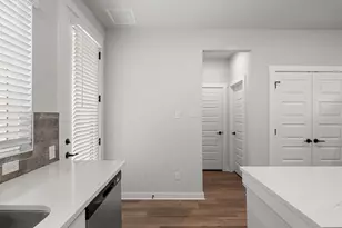 102 Marie Wy, Georgetown, TX 78626 - Photo 14