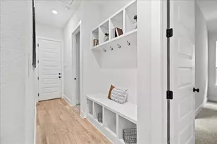 209 Firethorn Rd, Marble Falls, TX 78654 - Photo 10