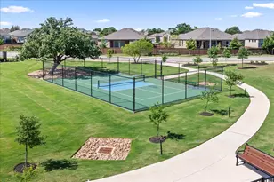 209 Firethorn Rd, Marble Falls, TX 78654 - Photo 32