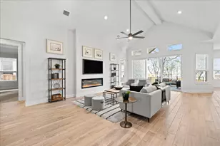 209 Firethorn Rd, Marble Falls, TX 78654 - Photo 4