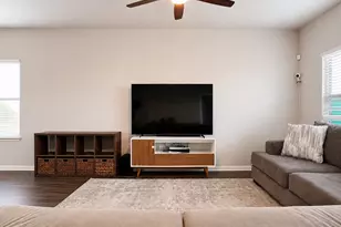 108 Shiner Ln, Georgetown, TX 78626 - Photo 14