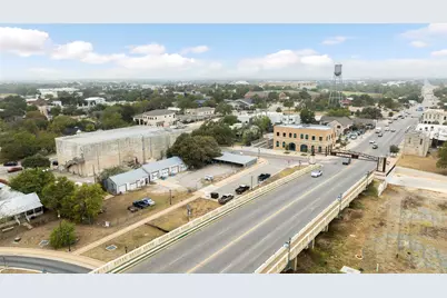 103 W Bagdad Avenue, Round Rock, TX 78664 - Photo 2