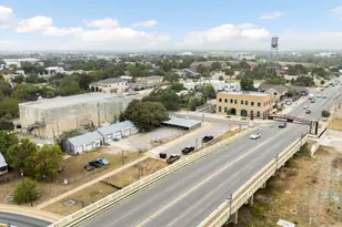 103 W Bagdad Ave, Round Rock, TX 78664 - Photo 2