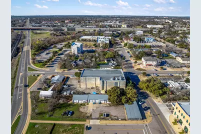 103 W Bagdad Avenue, Round Rock, TX 78664 - Photo 4