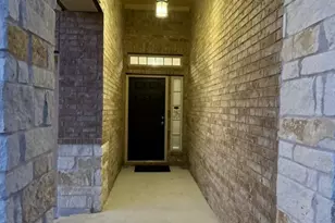 712 Manzano Ln, Pflugerville, TX 78660 - Photo 2