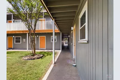 2401 Manor Road #137, Austin, TX 78722 - Photo 14