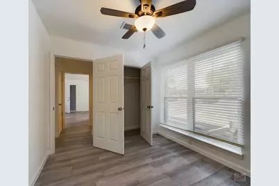 2401 Manor Road #137, Austin, TX 78722 - Photo 6