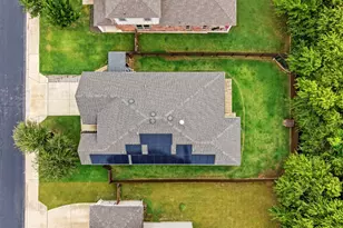 1031 Toltec Trail, Georgetown, TX 78626 - Photo 32