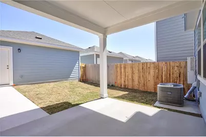 1724 W Artesian Springs Crossing, Leander, TX 78641 - Photo 16