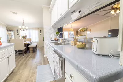 546 Texas Oak Drive, Cedar Creek, TX 78612 - Photo 6