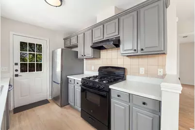 6909 Frontera Trail, Austin, TX 78741 - Photo 12
