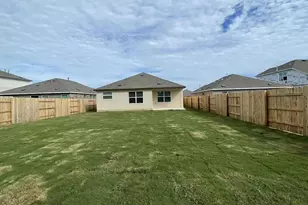119 Isaac Millsaps Trl, Bastrop, TX 78602 - Photo 14