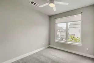 1200 Stobaugh St, Austin, TX 78757 - Photo 16