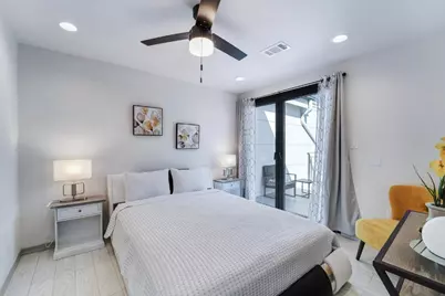 1409 E M Franklin Avenue #B, Austin, TX 78721 - Photo 16