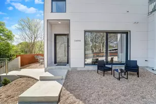 1409 E M. Franklin Ave, Austin, TX 78721 - Photo 8