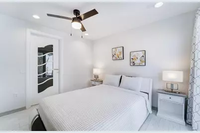 1409 E M Franklin Avenue #B, Austin, TX 78721 - Photo 20