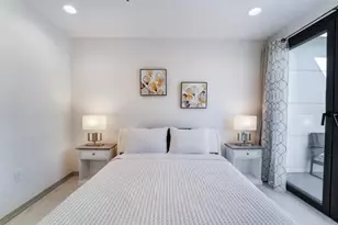 1409 E M. Franklin Ave, Austin, TX 78721 - Photo 4