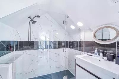 1409 E M Franklin Avenue #B, Austin, TX 78721 - Photo 34