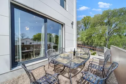 1409 E M Franklin Avenue #B, Austin, TX 78721 - Photo 10