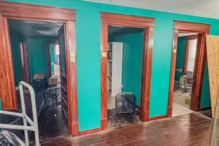 161 S Main St, Giddings, TX 78942 - Photo 8