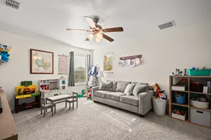 613 Lost Pond, New Braunfels, TX 78130 - Photo 12