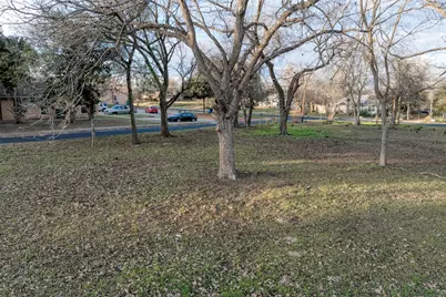 Lot 2 E Alamo Street, Elgin, TX 78621 - Photo 2