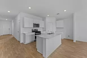 12208 Silverton Tree Bnd, Mustang Ridge, TX 78610 - Photo 14