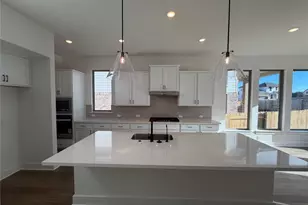 105 Gibbs Dr, Liberty Hill, TX 78642 - Photo 4