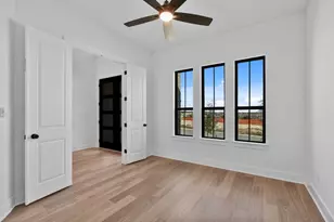 105 Gibbs Dr, Liberty Hill, TX 78642 - Photo 30