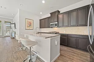 373 Lacey Oak Loop, San Marcos, TX 78666 - Photo 6