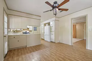 610 Mogonye Ln, Elgin, TX 78621 - Photo 14