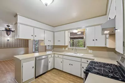610 Mogonye Lane, Elgin, TX 78621 - Photo 12
