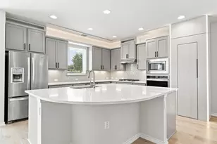 14300 McCoy Loop, Austin, TX 78717 - Photo 10