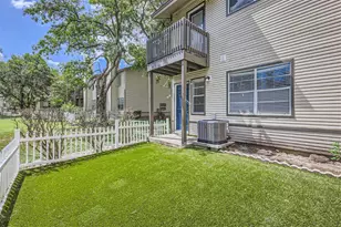 1830 River Crossing Cir, Austin, TX 78741 - Photo 24