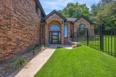 3911 Dry Creek Drive, Austin, TX 78731 - Photo 4