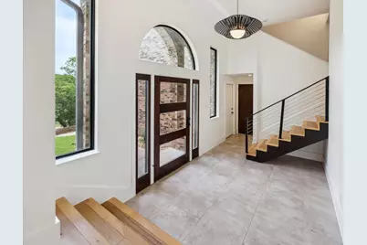 3911 Dry Creek Drive, Austin, TX 78731 - Photo 6