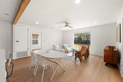 2205 N Plains Avenue, Austin, TX 78757 - Photo 6