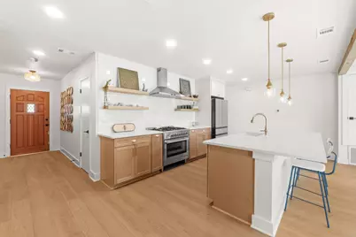 2205 N Plains Avenue, Austin, TX 78757 - Photo 12